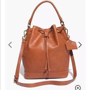 Madewell Lafayette Leather Bucket Bag